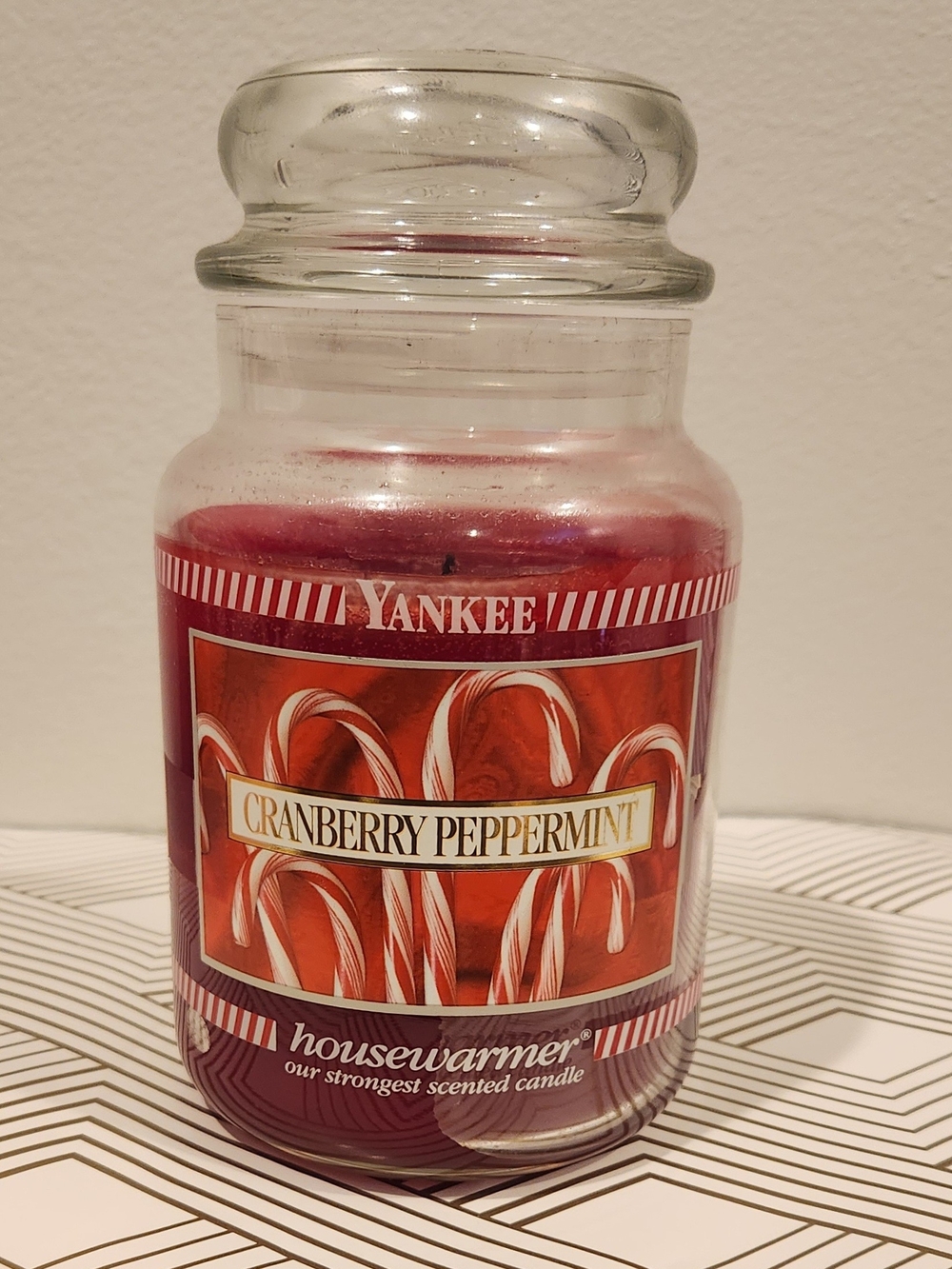 YANKEE CANDLE Cranberry Peppermint Large Jar Candle **RETIRED**